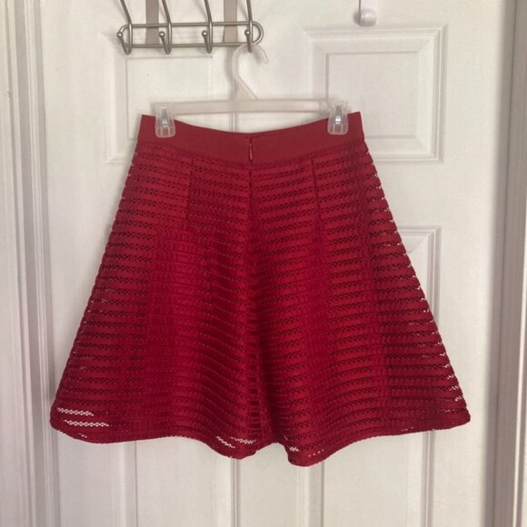 Red H&M skirt - Picture 2 of 3